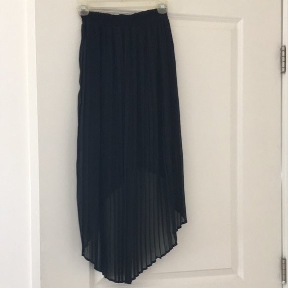 Pleated High Low Chiffon Skirt - Picture 4 of 5